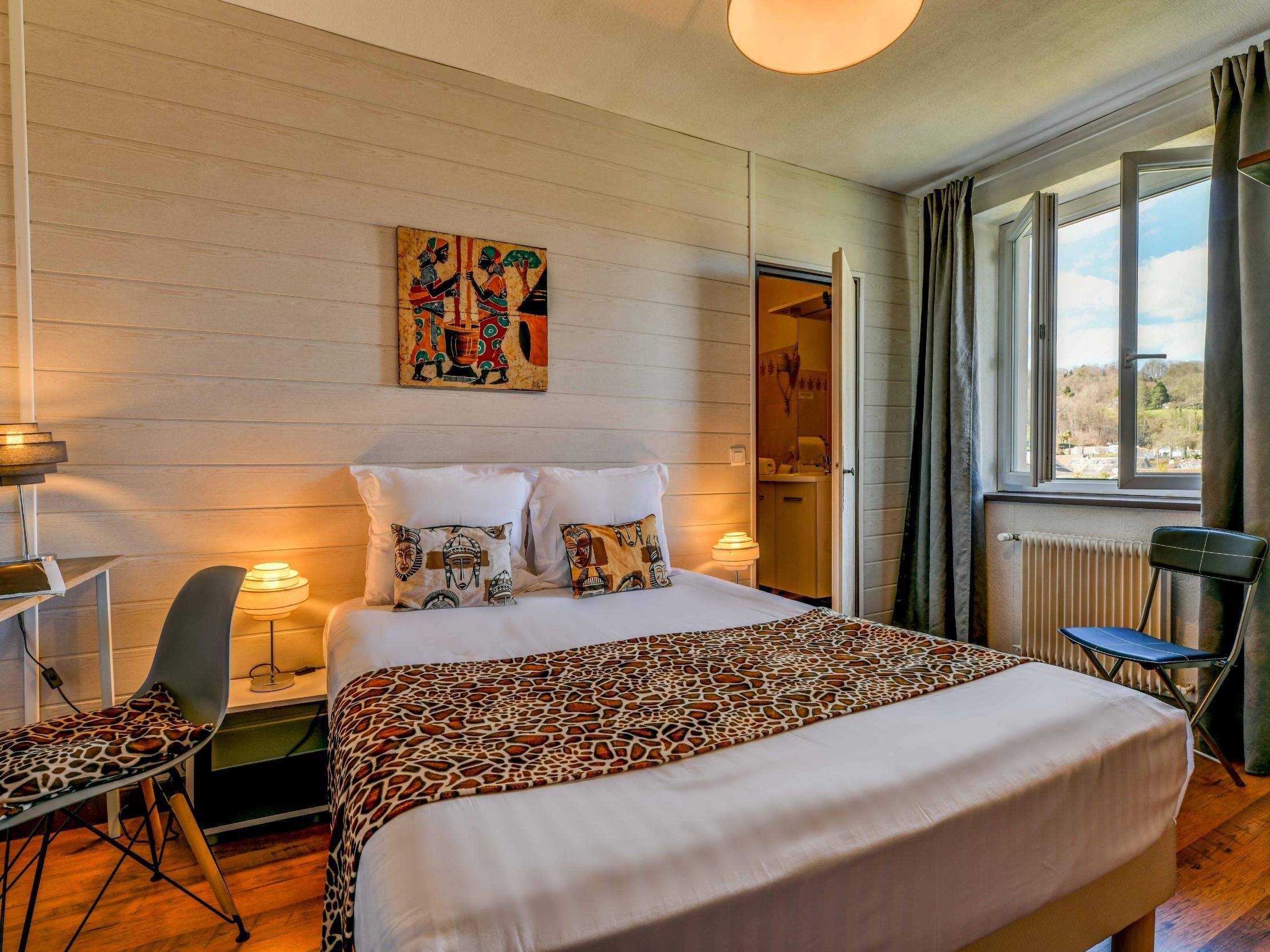 Logis Hostellerie Du Neez Gan Esterno foto